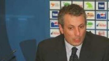 <b>'EX' DE VILLAR</b>. Gerardo González trabajó con Angel Villar desde que éste llegó a la presidencia en julio de 1988 y tras incorporarse a la secretaría general en 1992 permaneció el cargo hasta el 29 de enero de 2003, fecha en que fue destituido.