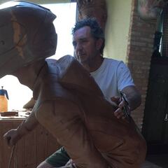 Moaña prepara una escultura de Dani Rivas a tamaño natural
