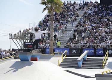 El skater mejor pagado vuelve a brillar en torneo de Barcelona