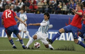 Agüero durante la final del Mundial Sub 20 entre Argentina y la República Checa en 2007.