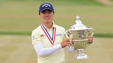 LANCASTER, PENNSYLVANIA - JUNE 02: Yuka Saso of Japan poses for a photograph with the Harton S. Semple trophy following the final round of the U.S. Women's Open Presented by Ally at Lancaster Country Club on June 02, 2024 in Lancaster, Pennsylvania.   Patrick Smith/Getty Images/AFP (Photo by Patrick Smith / GETTY IMAGES NORTH AMERICA / Getty Images via AFP)