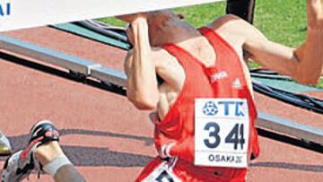 <b>TREMENDO IMPACTO. </b>El momento en que el austriaco Günther Weidlinger se golpea con el obstáculo.