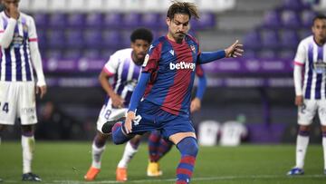 VALLADOLID, SPAIN - NOVEMBER 27: Jose Campana of Levante scores their team&#039;s first goal from the penalty spot during the La Liga Santander match between Real Valladolid CF and Levante UD at Estadio Municipal Jose Zorrilla on November 27, 2020 in Vall