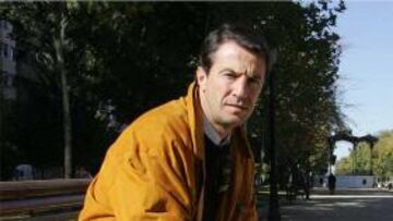 <b>VIEJOS CONOCIDOS. </b>Jose se mide a su equipo en Murcia.