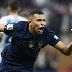 Mbappé hace historia en la Final de Qatar 2022