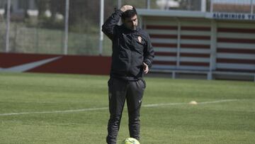 Gallego: "Ayuda tener muchos jugadores asturianos en el derbi"