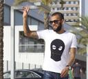 Dani Alves no jugará en el París Saint Germain, según L'Equipe
