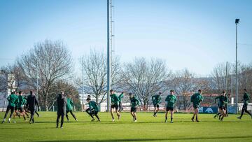 Cristóbal Parralo podría hacer debutar como titular con el Racing de Ferrol en El Sardinero.