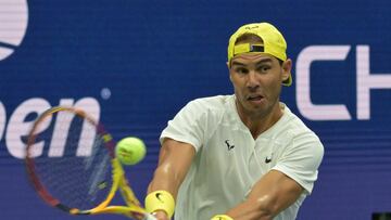 Nadal entrena con honores