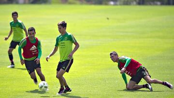 La selección mexicana anunció que tanto el defensa como el volante no estarán disponibles para el encuentro que sotendrá el tricolor en Puerto España.