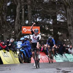 Resumen y resultado de la París-Niza, en directo: etapa 4 | Saint-Amand-Montrond - La Loge des Gardes