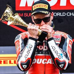 "En cada nuevo circuito tenemos que hacer la base de la moto"