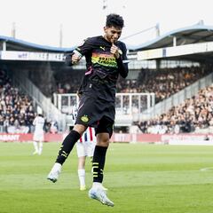 Ricardo Pepi, MVP por doblete en la victoria del PSV