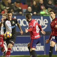 El Nàstic castiga a Osasuna, que pagó su falta de puntería