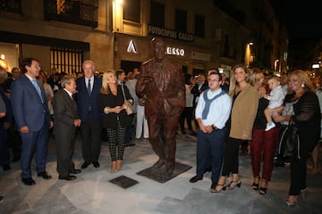 Plaza del Liceo, Salamanca, junto a una entrada a la Plaza Mayor. En la imagen, durante la inauguración en 2018.