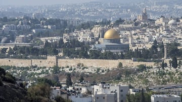 Jerusalén, una ciudad sagrada dividida con su selección