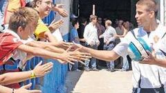 "Jugar en el Zaragoza es un reto y un privilegio"