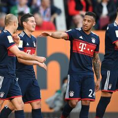 James líder en Bayern, el mejor volante de la temporada