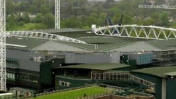<b>LA TRADICIÓN ABRAZA AL FUTURO. </b>Así luce la Centre Court de Wimbledon, ya con la nueva cubierta.