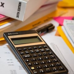 Las partes de una nómina: ¿cómo saber cuánto pago de IRPF y de Seguridad Social y cómo se calcula?