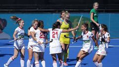 Spain&#039;s Alicia Magaz (2nd L) celebrates with teammates after scoring a goal during the bronze medal field hockey match between Australia and Spain of the 2018 Women&#039;s Hockey World Cup at the Lee Valley Hockey and Tennis Centre in London on Augus