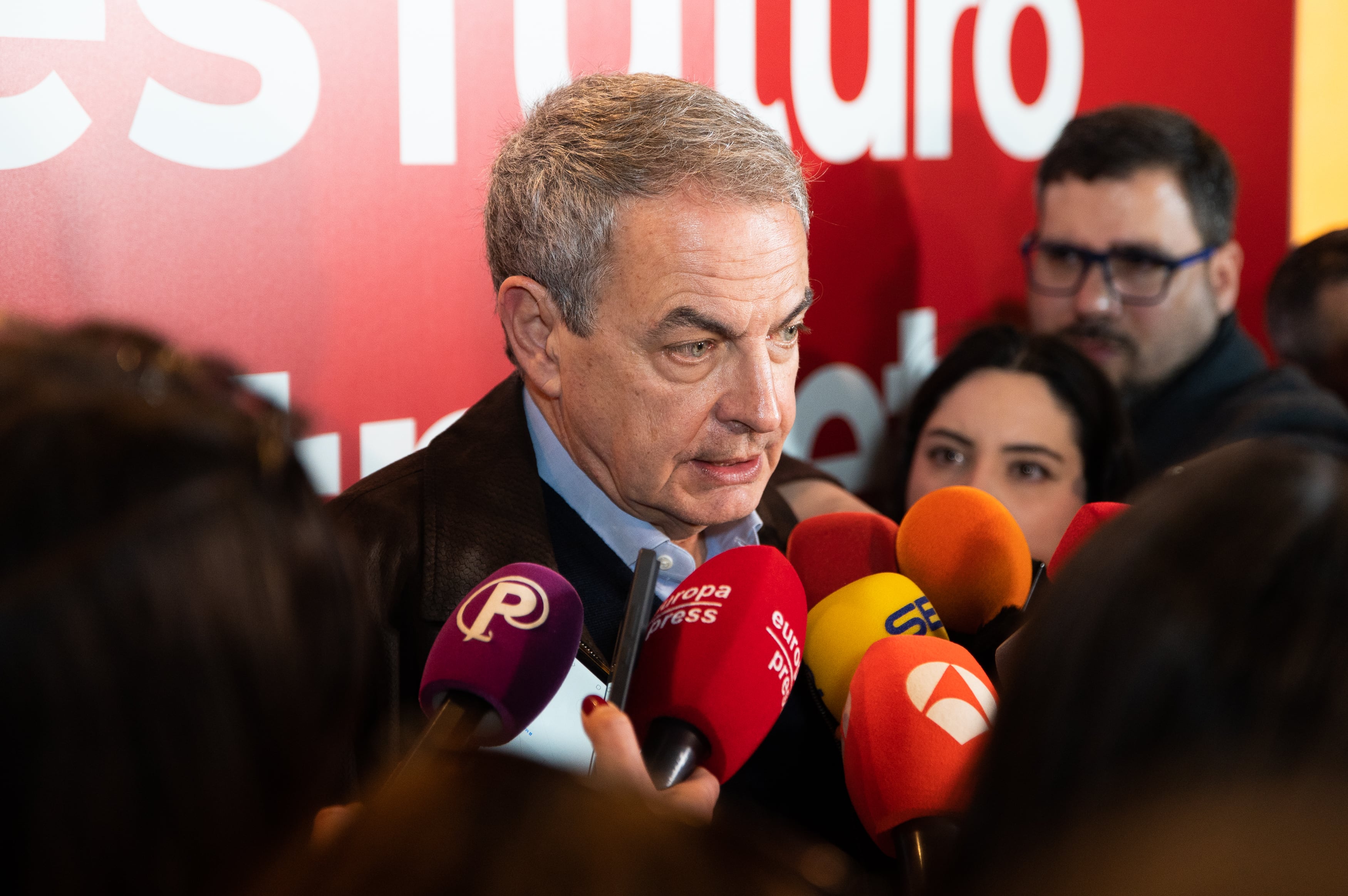 Zapatero da su opinin sobre las elecciones de Alemania: Tengo asombro y perplejidad  