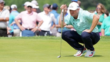 Jun 17, 2022; Brookline, Massachusetts, USA; Jason Kokrak lines up a putt on the eighth green during the second round of the U.S. Open golf tournament. Mandatory Credit: John David Mercer-USA TODAY Sports