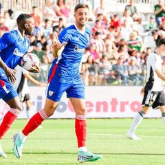 El Burgos supera al Athletic en el primer partido de pretemporada