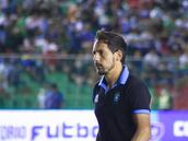 El DT chileno que ahora dirige en el Caribe: “Es una buena instancia para crecer, la liga ha mejorado”