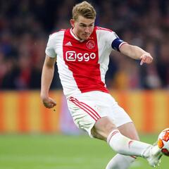 Ten Hag: "De Ligt nos dejará; no sé si irá al Bayern o al Barcelona"