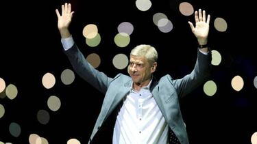 Wenger: "I'm glad I didn't put Henry and Vieira off coaching!"