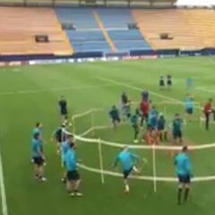El divertido entrenamiento del Villarreal: juegan al 'torito'