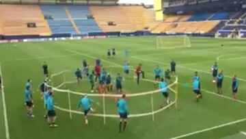 El divertido entrenamiento del Villarreal: juegan al 'torito'