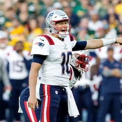 Mac Jones es el único QB de los Patriots; New England corta a Bailey Zappe