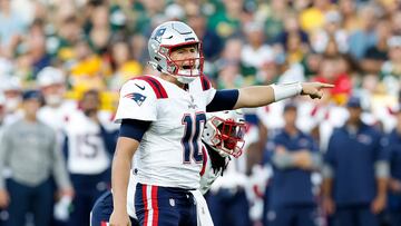 GREEN BAY, WISCONSIN - AUGUST 19: Mac Jones #10 of the New England Patriots calls out a play during the first half against the Green Bay Packers during a preseason game at Lambeau Field on August 19, 2023 in Green Bay, Wisconsin. John Fisher/Getty Images/AFP (Photo by John Fisher / GETTY IMAGES NORTH AMERICA / Getty Images via AFP)