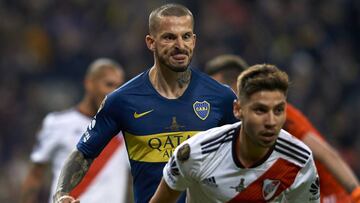 La polémica celebración de Benedetto a Montiel en el 0-1