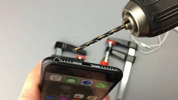 Ni se te ocurra taladrar el iPhone 7 para tener conector de audio