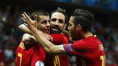 Euro 2016: Spain through to last 16 after win over Turkey