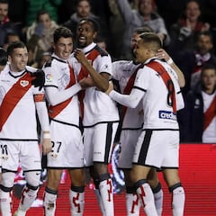 Comesaña, protagonista en el medio y estreno goleador