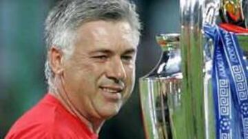 <b>EXITOSO</b>. Ancelotti ha conquistado dos Ligas de Campeones y un "scudetto" en su andadura con el Milan.