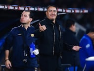 Soccer Football - Liga MX - Pumas UNAM v Cruz Azul - Estadio Olimpico Universitario, Mexico City, Mexico - March 14, 2026 Pumas UNAM coach Efrain Juarez during the match REUTERS/Eloisa Sanchez