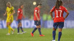 La razón que obligó a interrumpir el debut de Chile en Francia