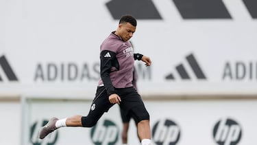 Mbappé, en un entrenamiento del Real Madrid.