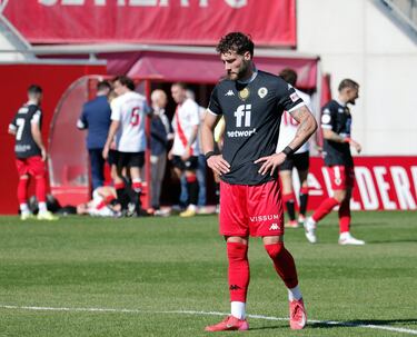 El liderato del Murcia, la escalada del Castilla, las dudas del Hércules y la venta del Recre