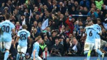 De Bruyne celebra el tanto al PSG.