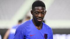 Ousmane Demb&eacute;l&eacute;, durante un entrenamiento con el Barcelona.