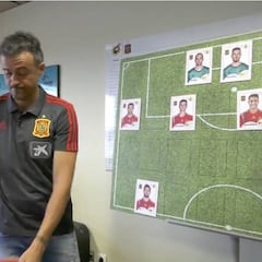 Luis Enrique sigue tirando de inventiva: la lista con "cromos como cuando éramos niños"