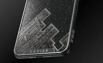 Un iPhone X ruso hecho de Titanio y piedra de meteorito, el m¨®vil m¨¢s ex¨®tico