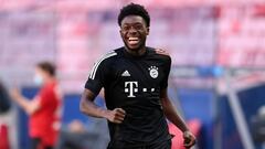 Bayern Munich coach says Alphonso Davies' form has dipped this year