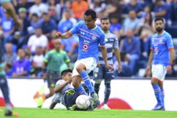 Otro que decidió probar suerte en la Liga MX, fue Rafael Baca quien dejó al San José Earthquakes para firmar con el Cruz Azul.